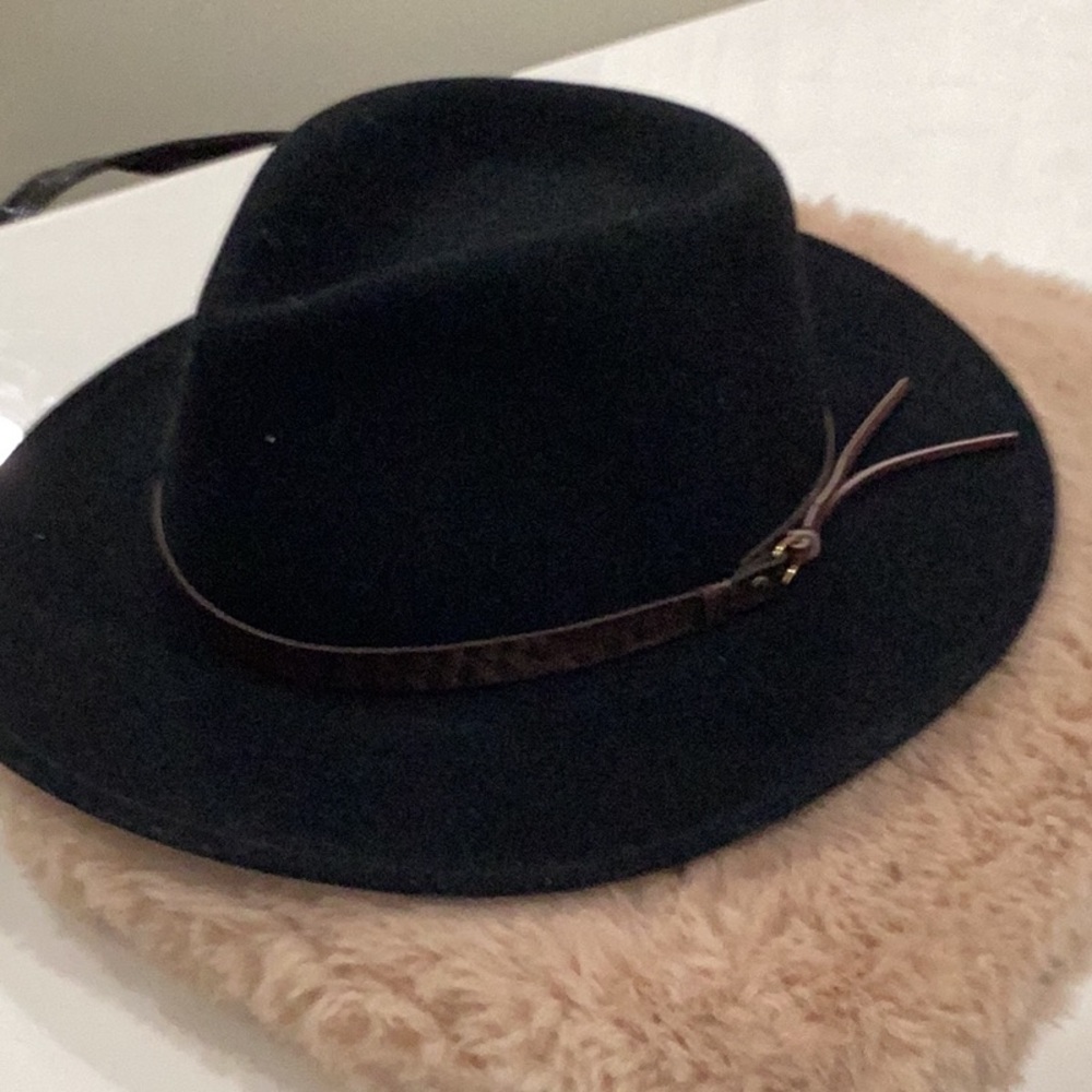 Black Fedora Hat with Brown Band